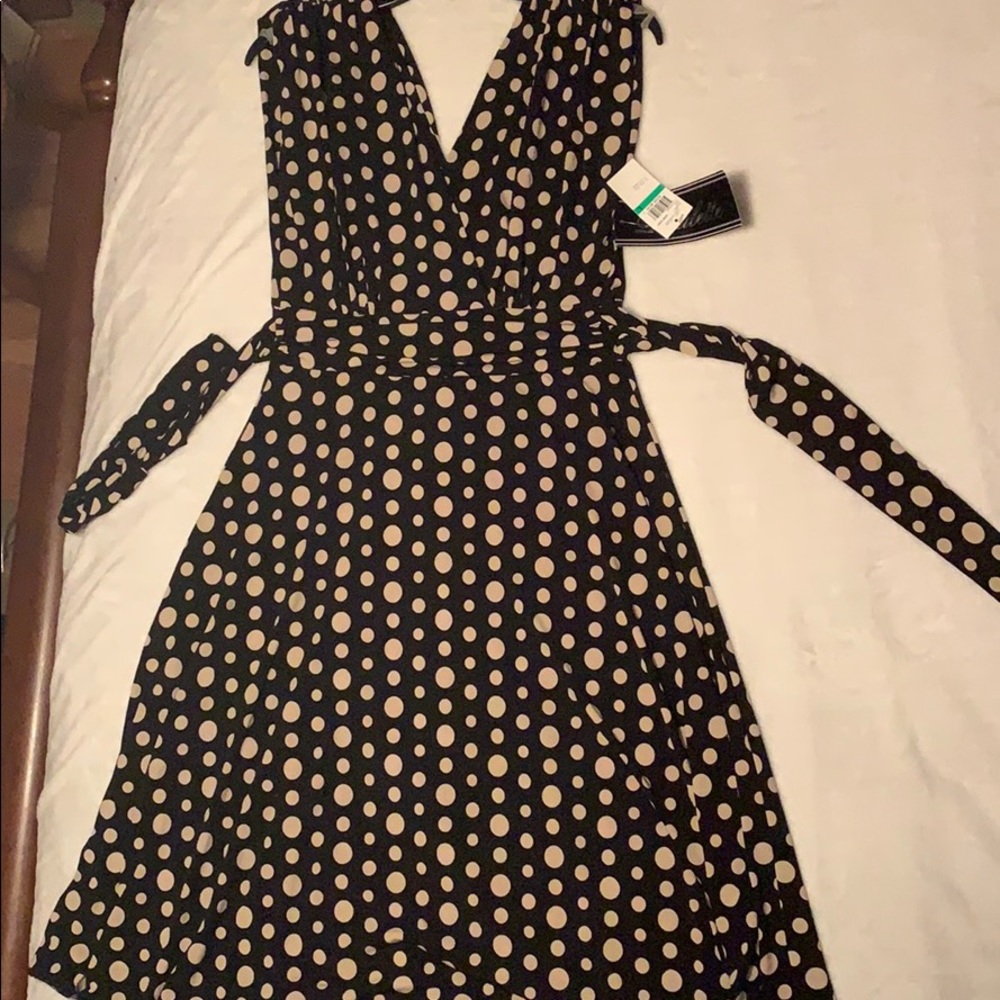 Polka dot sleeveless dress